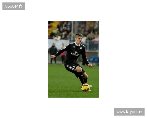 阿斯：阿隆索对赫伊森绝对信任，皇马也并不担心他的状态